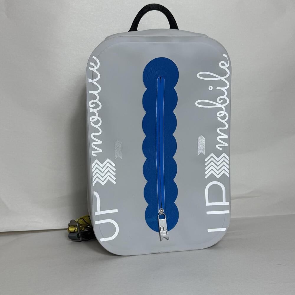 Stylish Waterproof Backpack - Modern Design - Picture 1 of 8